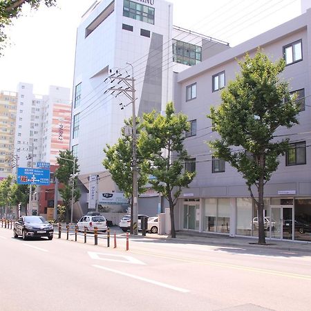 Wood House Hotel Busan Exterior foto